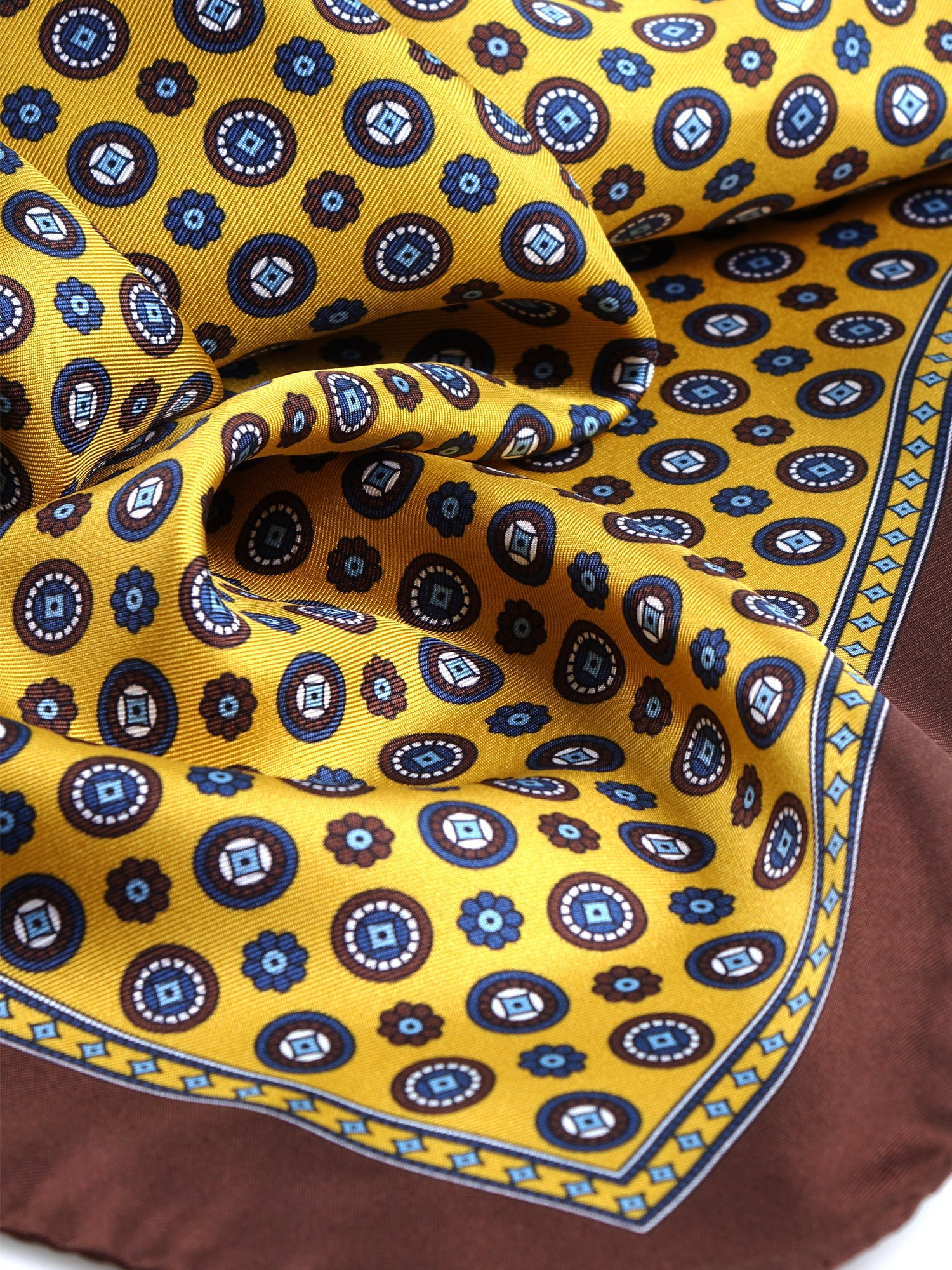 Foulard giallo 70x70cm in seta stampata SKINNER