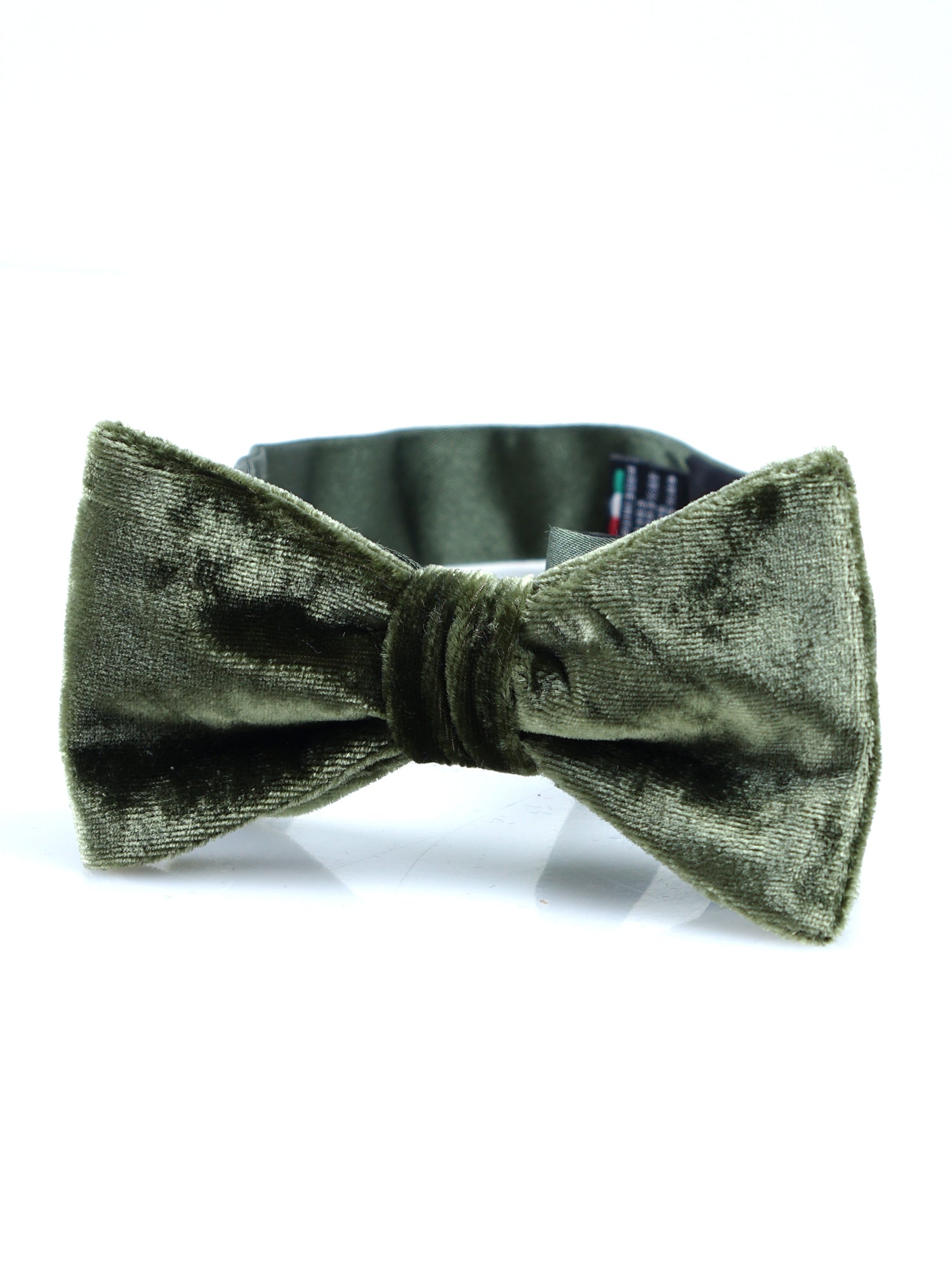 Green bow tie already knotted in silk and viscose velvet CONRAD